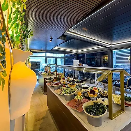 Hotel Quality Gold Antalya